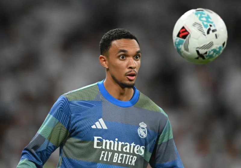 Trent Alexander-Arnold biểu tượng mới của Anfield