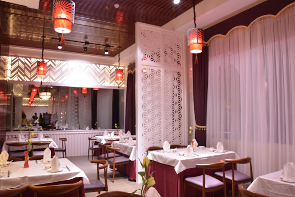 Không gian Dim Tu Tac Quận 1