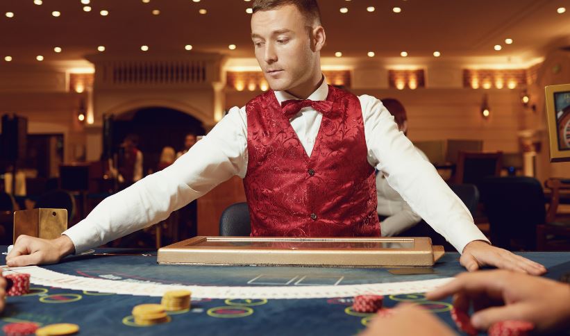 Dealer là gì? Tìm hiểu thông tin về Dealer từ A tới Z