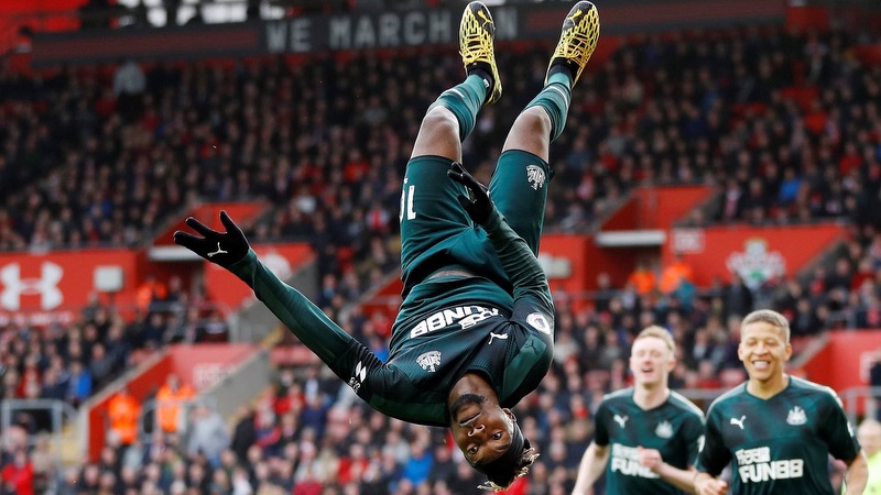 Cầu thủ Allan Saint-Maximin - Tự tin làm nên khác lạ